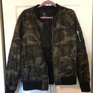 Camp bomber jacket